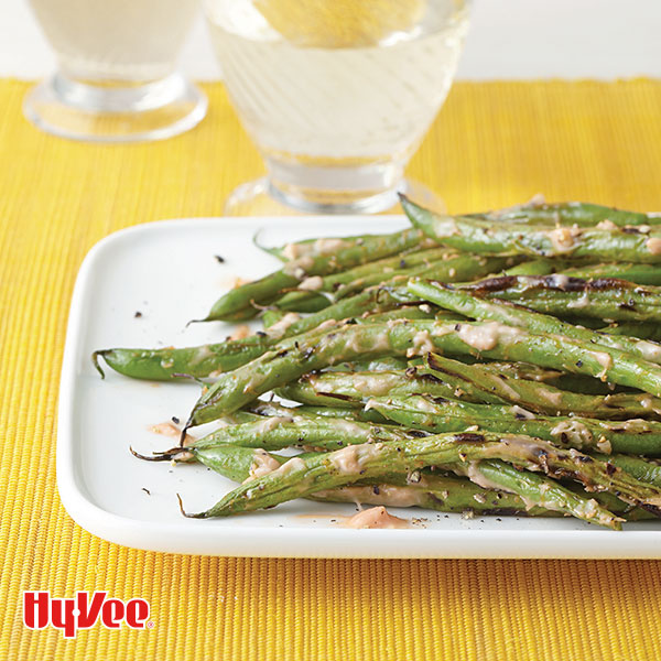 Grilled Green Beans with Horseradish Ketchup